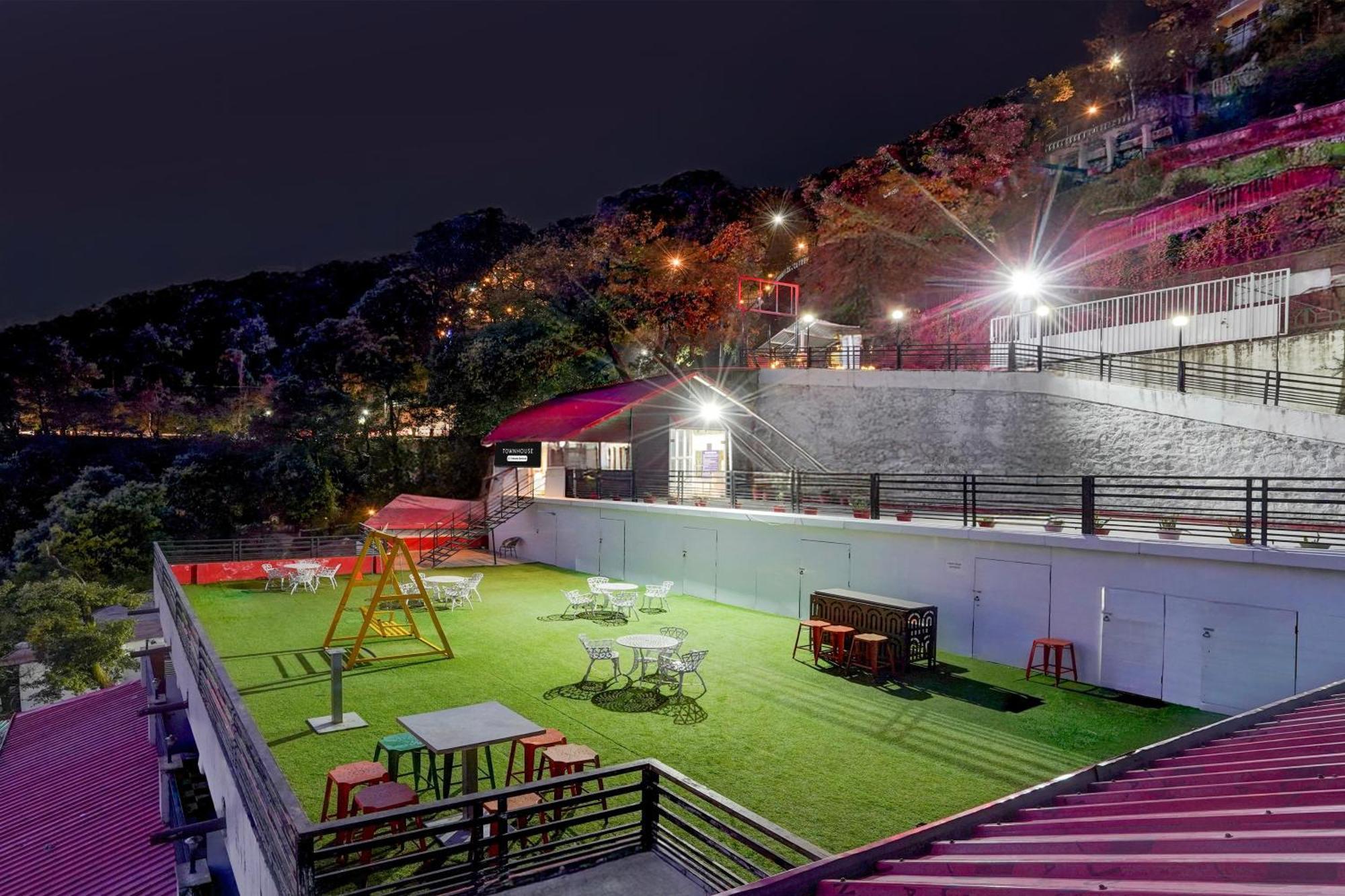 Super Townhouse Mall Road Near Library Chowk Mussoorie Dış mekan fotoğraf