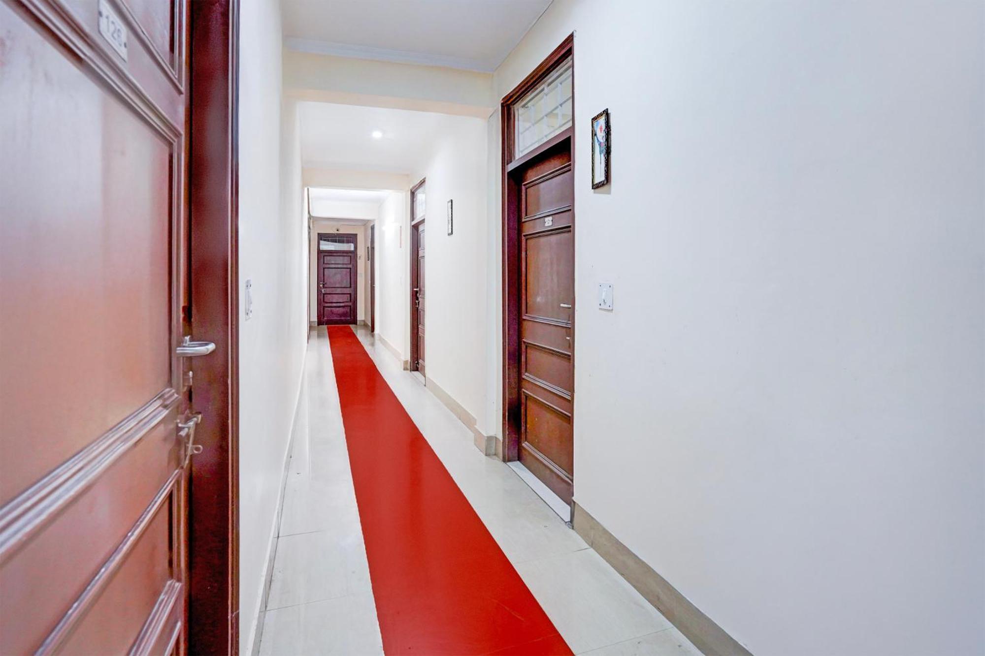 Super Townhouse Mall Road Near Library Chowk Mussoorie Dış mekan fotoğraf